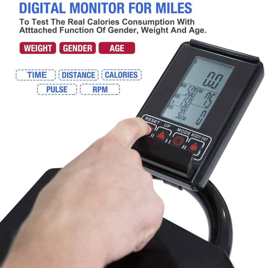 The console of the SNODE 8731 Indoor Cycling Bike 